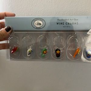 NWT - set of 6 flip flop wine charms